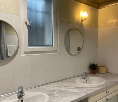 Les 3 Ponts Apartment | Appartement Nîmes A