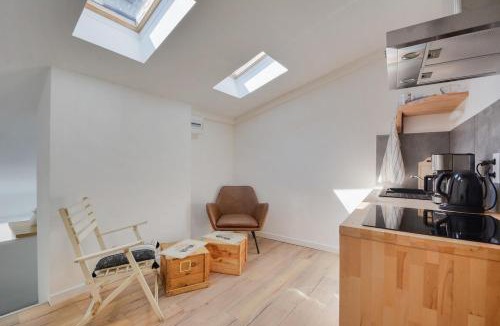 Saint Nicolas - Charles III - Ville vieille - Trois Maisons - Leopold Apartment | Appartement Place Stanislas 5eme