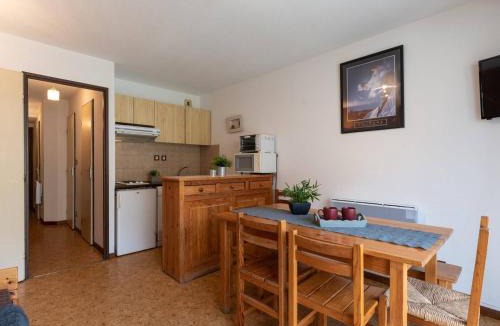Vielle-Aure Apartment | Appartement près télécabine, animaux admis, parking inclus pour 4 personnes à Vielle Aure - FR-1-296-206