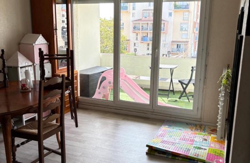 Colomiers Bed & Breakfast | Appartement T3 - Blue Butterfly