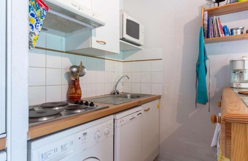 Esquieze-Sere Apartment | Appartement T3 Calme 6 Pers avec Jardin, Parking et Proche Ski - Esquièze-Sère - FR-1-402-98