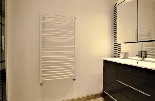 Villenauxe-la-Grande Apartment | Appartement Villenauxe-la-Grande, 2 pièces, 2 personnes - FR-1-543-83