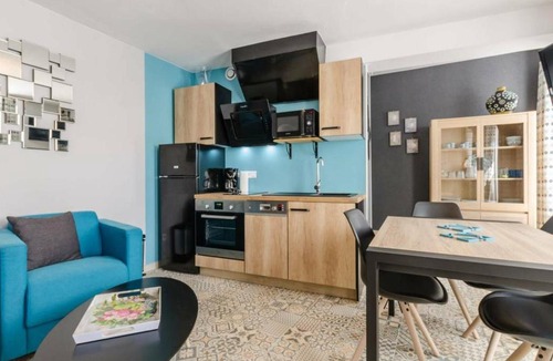 Vendeuvre-sur-Barse Apartment | Appartement Vendeuvre-sur-Barse, 2 pièces, 2 personnes - FR-1-543-50