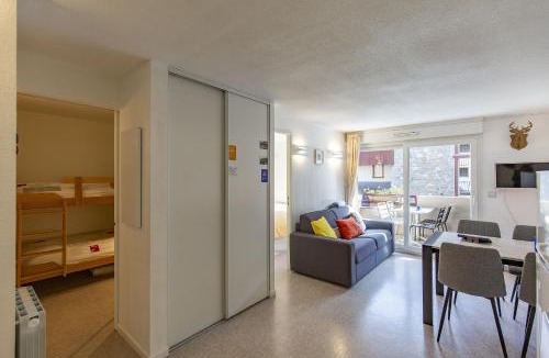 Saint-Lary-Soulan Apartment | Appt 4 pers centre village balcon draps fournis garage accueil vélo fibre