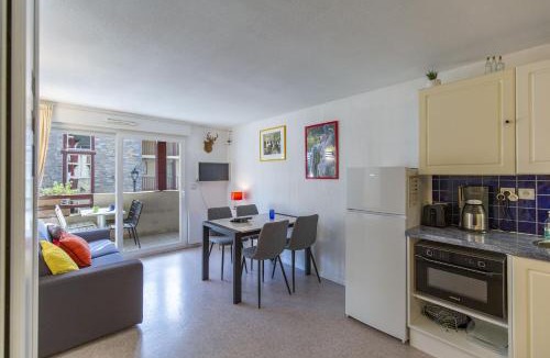 Saint-Lary-Soulan Apartment | Appt 4 pers centre village balcon draps fournis garage accueil vélo fibre