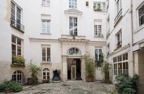 Sorbonne Apartment | Apt de Charme Rue St André des Arts