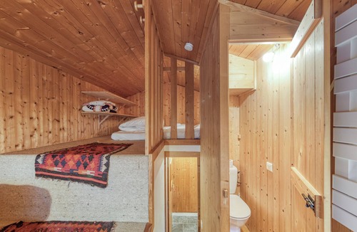 Le Tour Apartment | Apt Le Grenier Ski-in/Ski-out views, sleeps 7, Le Tour (Argentière), France
