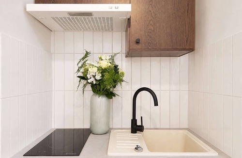 Chaillot Apartment | Arc de Triomphe stunning property with lift