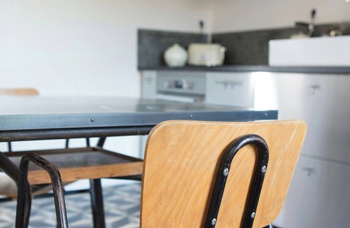 Belvezet Apartment | Artists retreat in historic Belvézet farmhouse