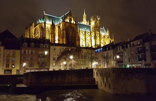 Les Iles Apartment | "As in Venice" Prestige Suite in the heart of Metz-Opera