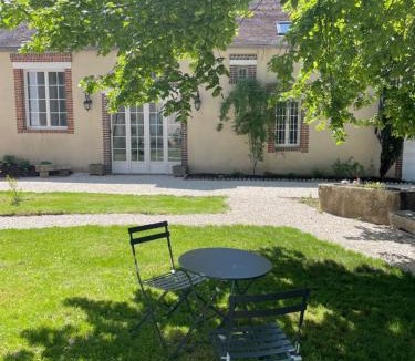 Brienon-sur-Armancon Apartment | Assarag