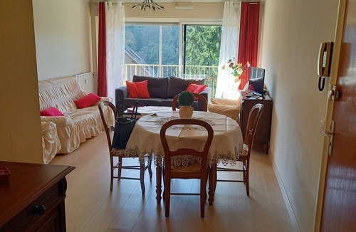 Saint-Brieuc Apartment | At the Edge of the sea . Being in Town!