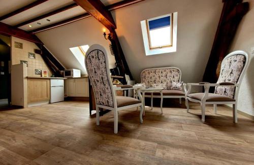 Avize Apartment | Au 1894 Loft