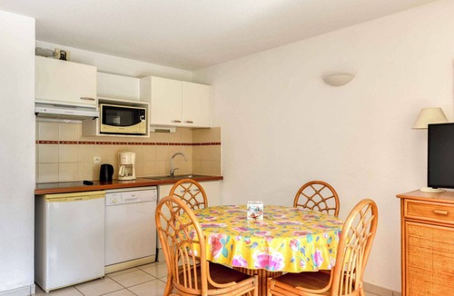 Valras-Plage Condo | Au Bord de l'eau ! Apt + Accès Piscine Extérieure