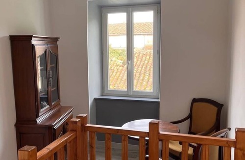 Masseube House | Au chat perche32, quiet renovated house with courtyard 5 minutes from shops
