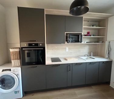 La Celle-sous-Gouzon Apartment | Au Repaire Maison cosy et terrasse