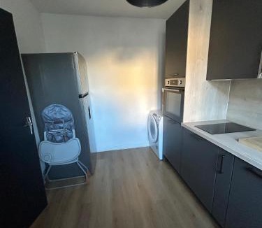 La Celle-sous-Gouzon Apartment | Au Repaire Maison cosy et terrasse