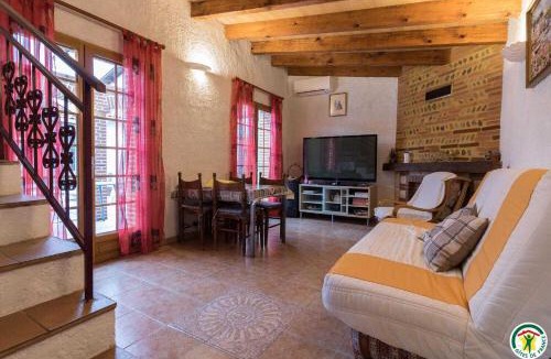 Roques House | Au village