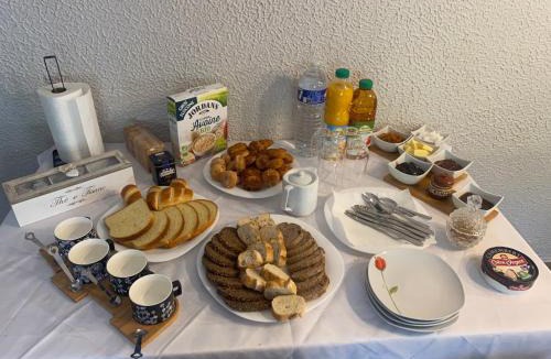 Malay-le-Petit Hotel | Auberge aux 1000 saveurs