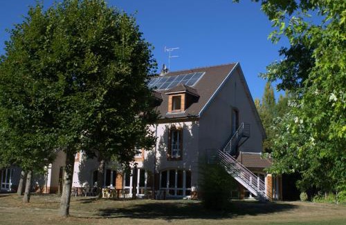 Rosieres-pres-Troyes Hostel | auberge de jeunesse Troyes rosières