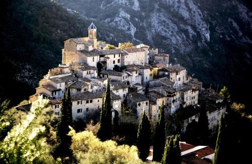 Peillon Hotel | Auberge De La Madone