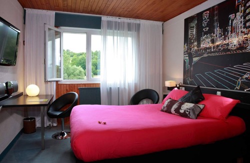 Rouvres-en-Xaintois Hotel | Auberge du Parc