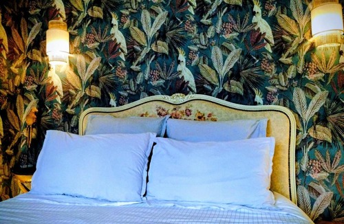 Breze Bed & Breakfast | Auprès du château Cocon paisible terrasse