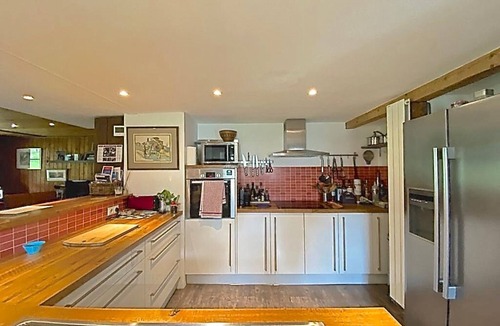 Vallorcine Ski Chalet | Authentic stone and larch chalet in a cool location! Altitude: 1,250 m; Sleeps 8–9; 90 m²