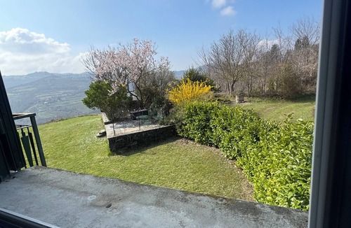 Cessole House | Authentic stone house for 12 on top of the hill in Piedmont with great views and pool