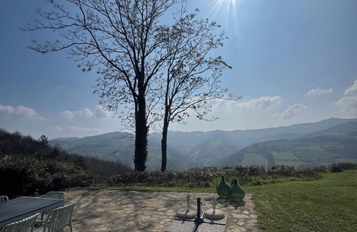 Cessole House | Authentic stone house for 12 on top of the hill in Piedmont with great views and pool
