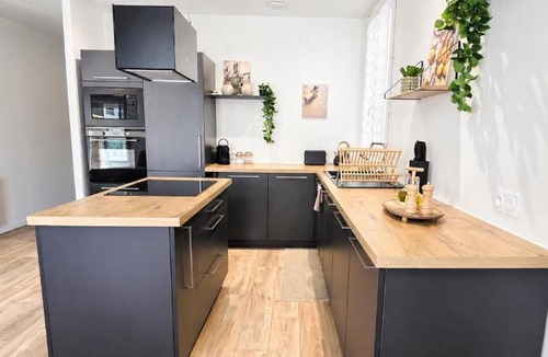 Lourdes Apartment | Aux portes du sanctuaire, 4-min a pied du sanctuaire et gare
