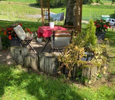 La Chapelle-devant-Bruyeres Apartment | Aux Trois Gîtes