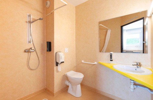 Lescar Hotel | B&B HOTEL Pau Lescar