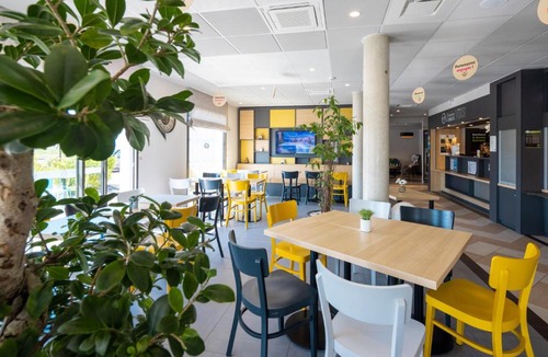 Lavau Hotel | B&B HOTEL Troyes Magasins d'usine