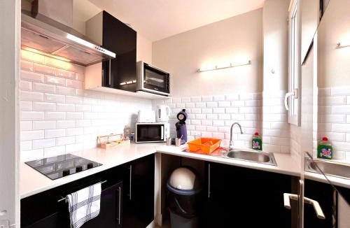Saint-Georges-sur-Baulche Apartment | B601 Appartement avec une chambre et parking privé à St Georges sur Baulch
