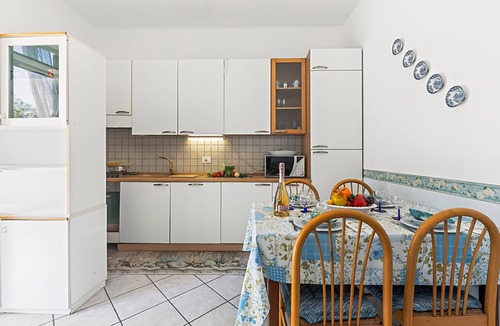 San Bartolomeo al Mare Apartment | Baia Serena with Terrace & Parking, San Bartolomeo al Mare, Italy