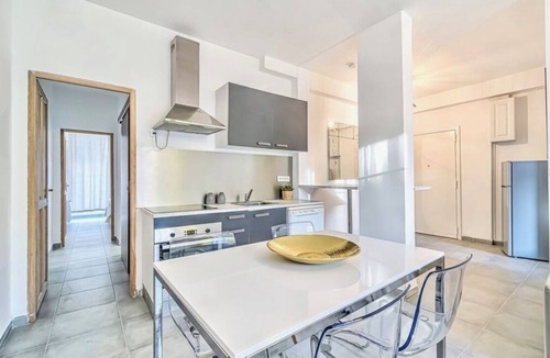 Belsunce Apartment | Balcon sur le Vrai Marseille