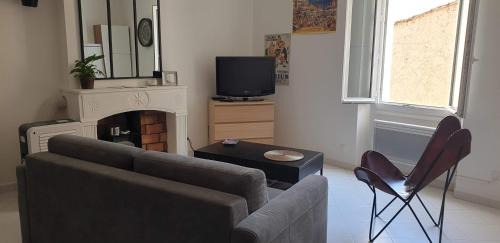 Bandol Apartment | Bandol Studio place de la Paroisse