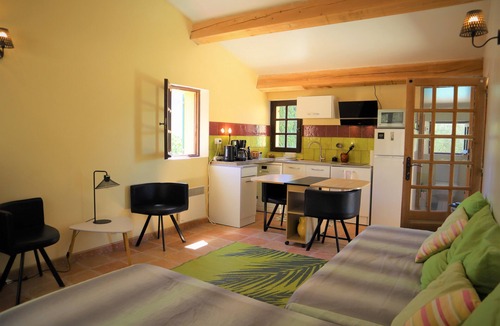Le Beausset Cottage | BASTIDE in the HEART of the Provencal valley