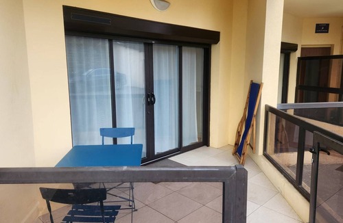 Saint-Jacut-de-la-Mer Apartment | Beachfront apartment - sleeps 4