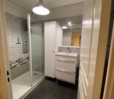 Saint-Roch Apartment | Beau 4P dans résidence de standing avec piscine