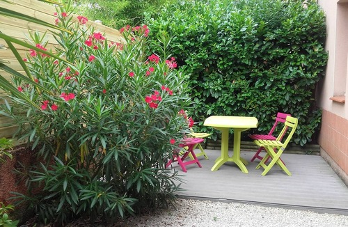 Croix de Pierre Apartment | Beau Furnished classified 3 * 3/4 Pers. + PARKING + WIFI + Garden