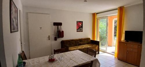 Prayssac Apartment | Beau séjour