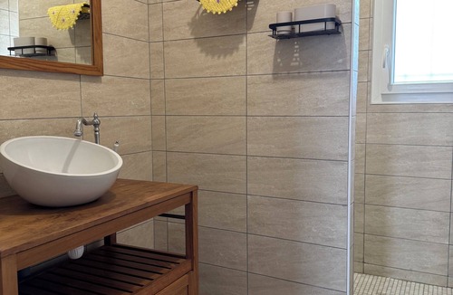 Aramon House | Beautiful 3-bedroom house with private pool