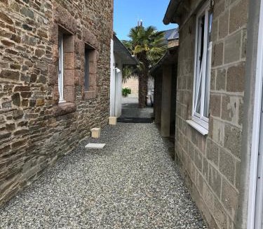 Lannion House | Beautiful 8-bedroom family home