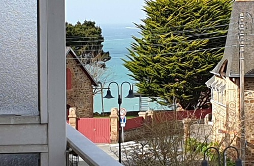 Perros-Guirec Apartment | Beautiful apartment with parking in the center of PERROS-GUIREC