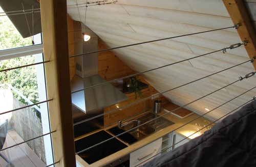 Plougoulm Apartment | BEAUTIFUL APARTMENT 150 M FROM THE BEACH, GARDEN, BBQ AND PRIVATE PARKING