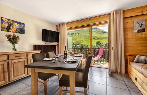 Le Chinaillon Ski Chalet | Beautiful, bright 2-room flat for 4 people