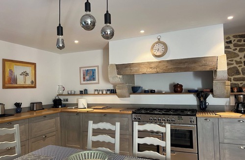 Bourseul House | Beautiful farmhouse sleeps 2 to 6+ with 4 bedrooms, 1 bath & 3 shower rooms.