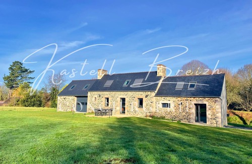 Saint-Gilles-les-Bois House | Beautiful stoned house at 18km from the seaside